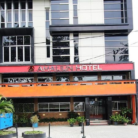 Amaliun Hotel Medan Kültér fotó
