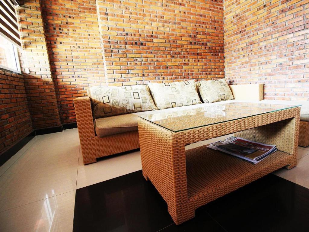 Amaliun Hotel Medan Kültér fotó