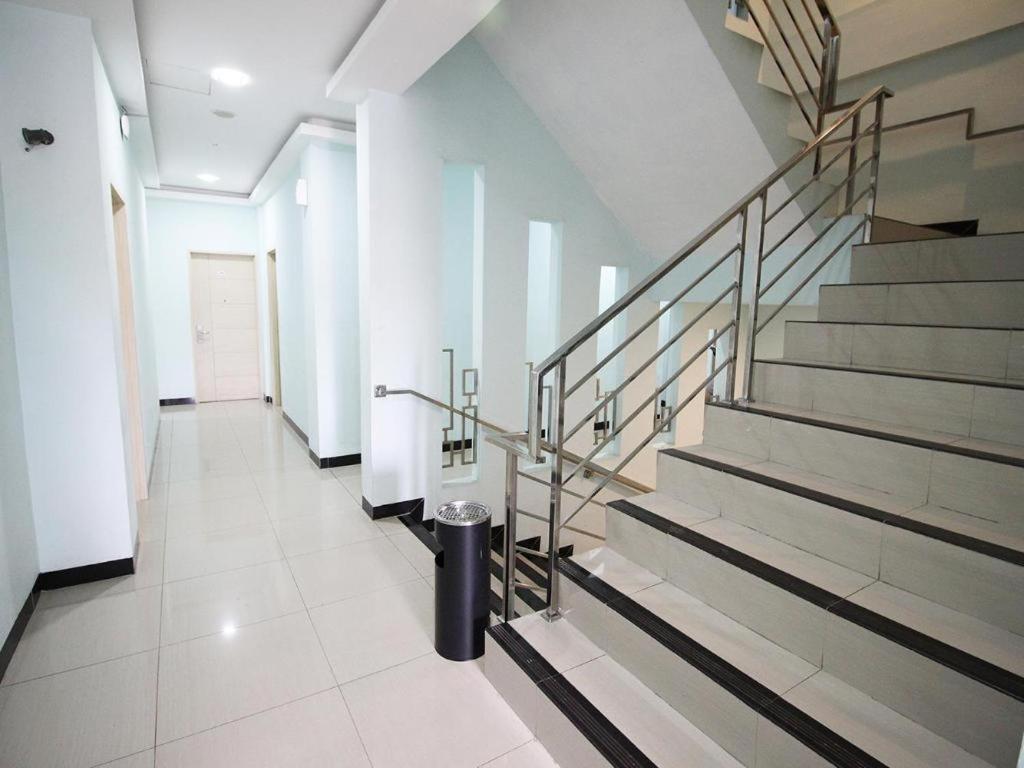 Amaliun Hotel Medan Kültér fotó
