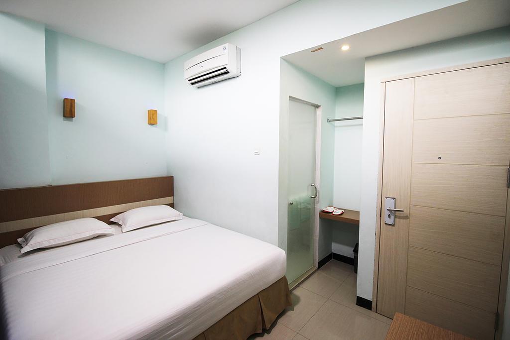 Amaliun Hotel Medan Kültér fotó