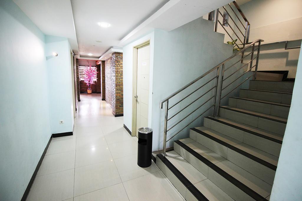 Amaliun Hotel Medan Kültér fotó