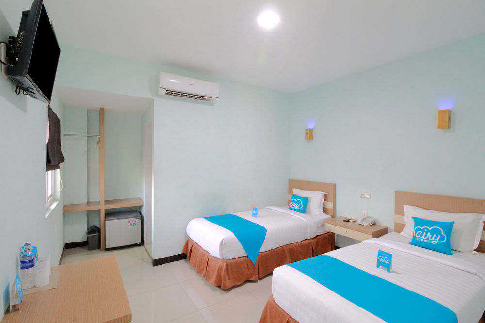 Amaliun Hotel Medan Kültér fotó
