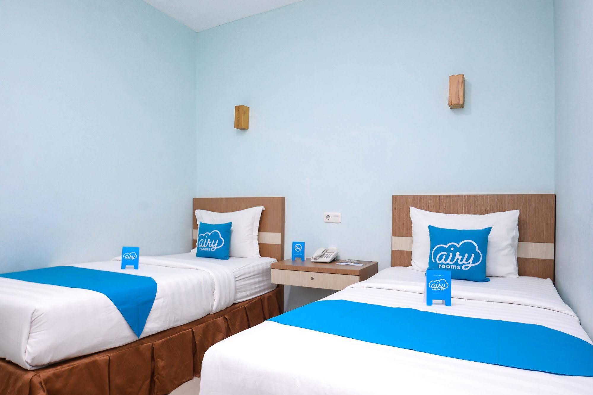Amaliun Hotel Medan Kültér fotó